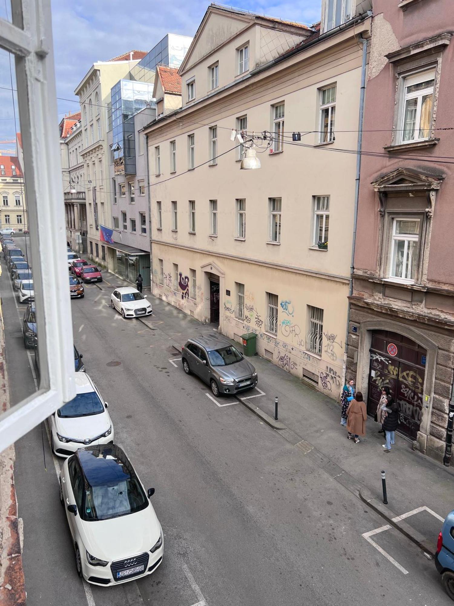 Central Dainty - Boutique Apartment In Zagreb City Centre Екстериор снимка